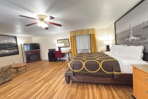 Studio Suite, 1 King Bed, Non Smoking | Desk, blackout drapes, iron/ironing board, rollaway beds