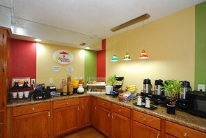 Petit déjeuner à emporter compris tous les jours