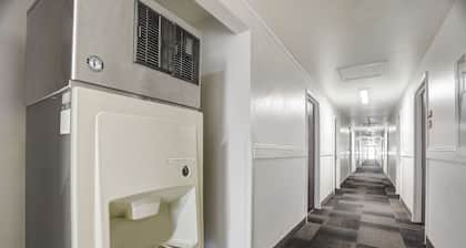 Motel 6 Espanola, NM