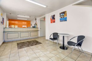 Reception - Motel 6 Espanola, NM (Espanola)