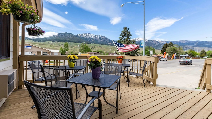 Super 8 by Wyndham Gardiner/Yellowstone Park Area