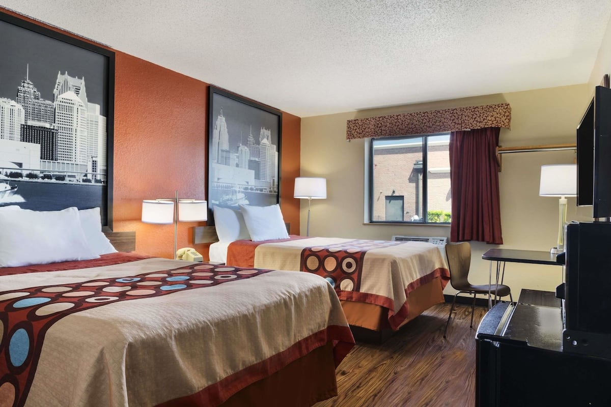 Double Room, 2 Double Beds | Desk, laptop workspace, iron/ironing board, free cribs/infant beds