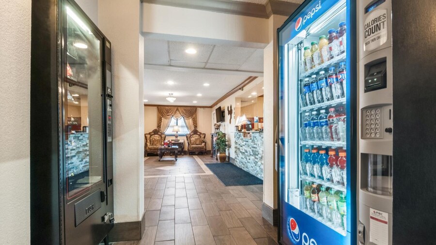 American Inn Suites Detroit Metro Airport