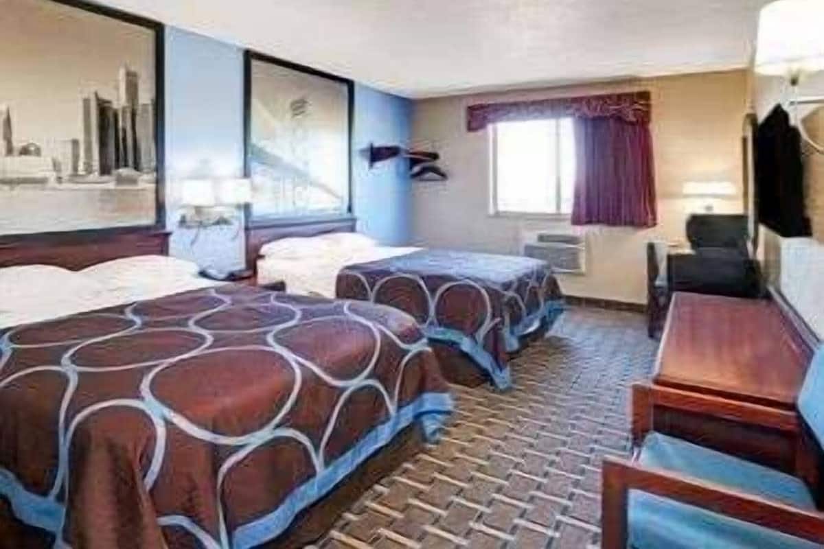 Desk, blackout drapes, rollaway beds, WiFi