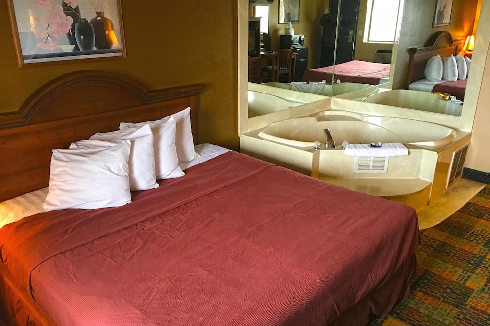 Americas Best Value Inn Livonia Detroit