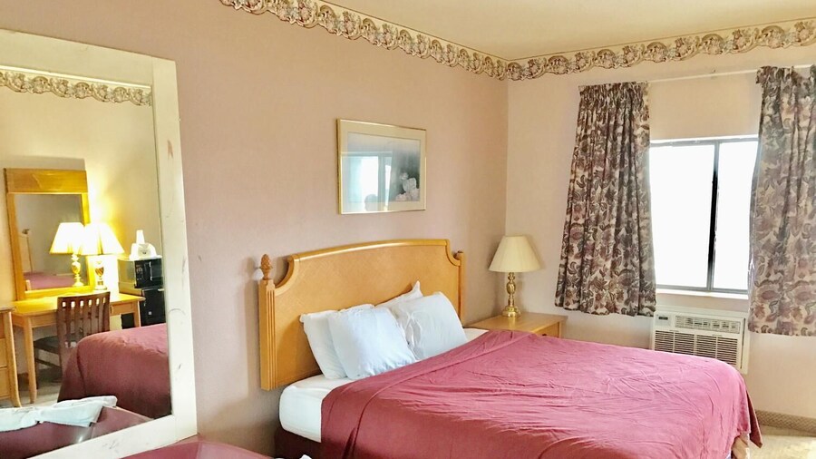 Americas Best Value Inn Livonia Detroit