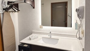 Rom, 1 queensize-seng, ikke-røyk (Pet-friendly) | Bad