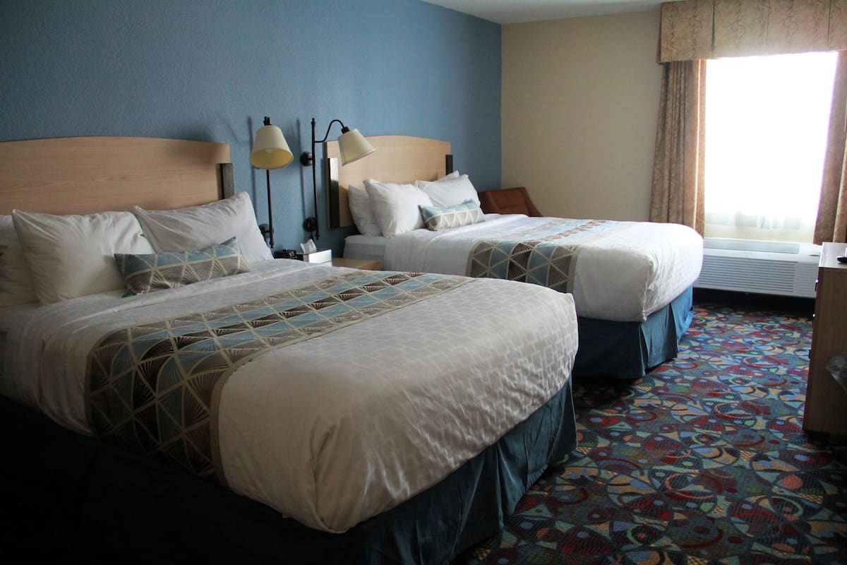 egyptian cotton sheets, premium bedding, down duvets, pillow-top beds