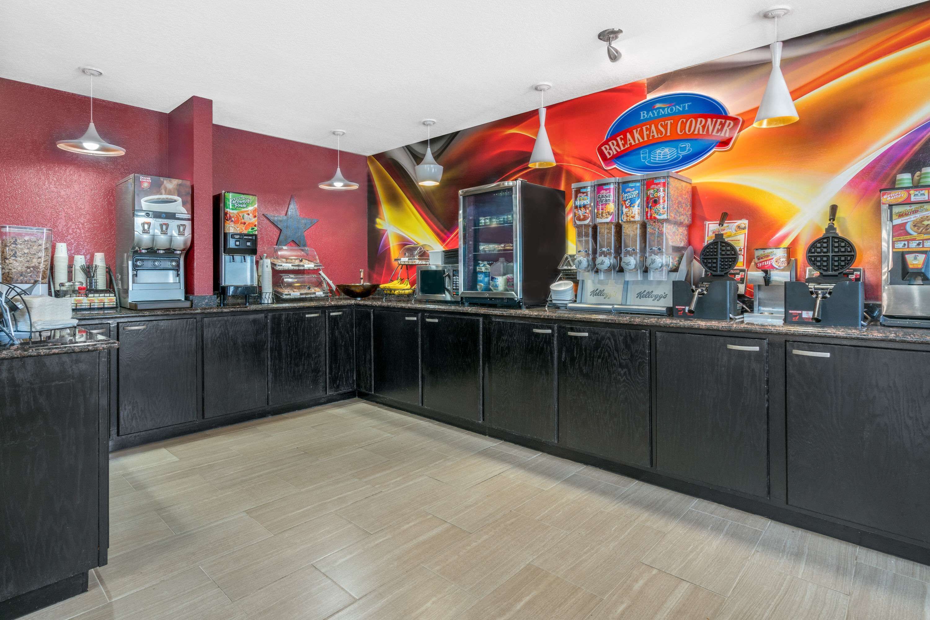 free daily self-service breakfast