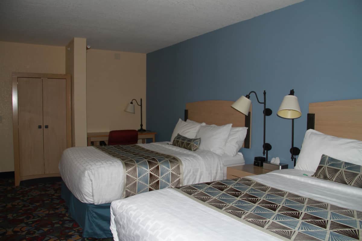 Egyptian cotton sheets, premium bedding, down duvets, pillow-top beds