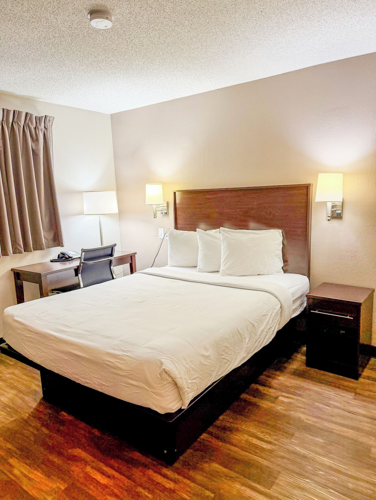 客房, 1 张大床, 无烟房 | 办公桌、遮光窗帘、熨斗/熨衣板、免费婴儿床