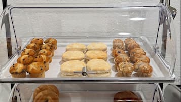 Desayuno completo incluido todos los días