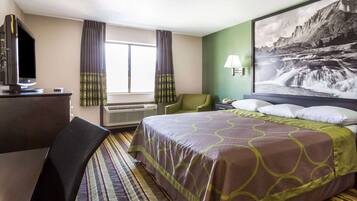 Ropa de cama de alta calidad y caja de seguridad en la habitación