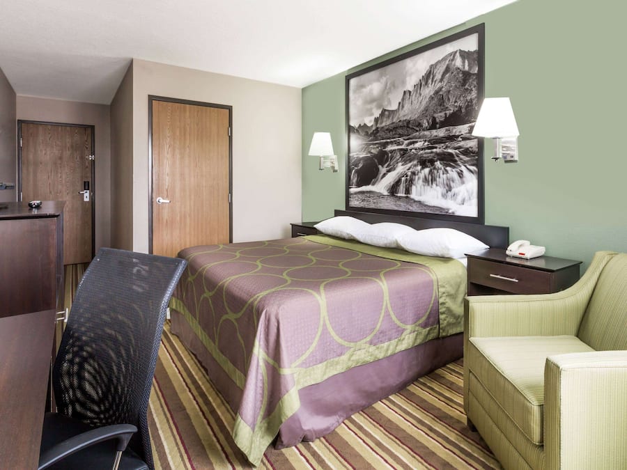 高档床上用品、客房内保险箱、熨斗/熨衣板、免费婴儿床