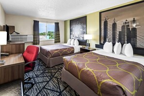 In-room safe, desk, blackout curtains, free cots/infant beds - Super 8 by Wyndham Independence Kansas City (Independence)