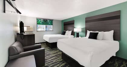 Baymont by Wyndham Liberty MO