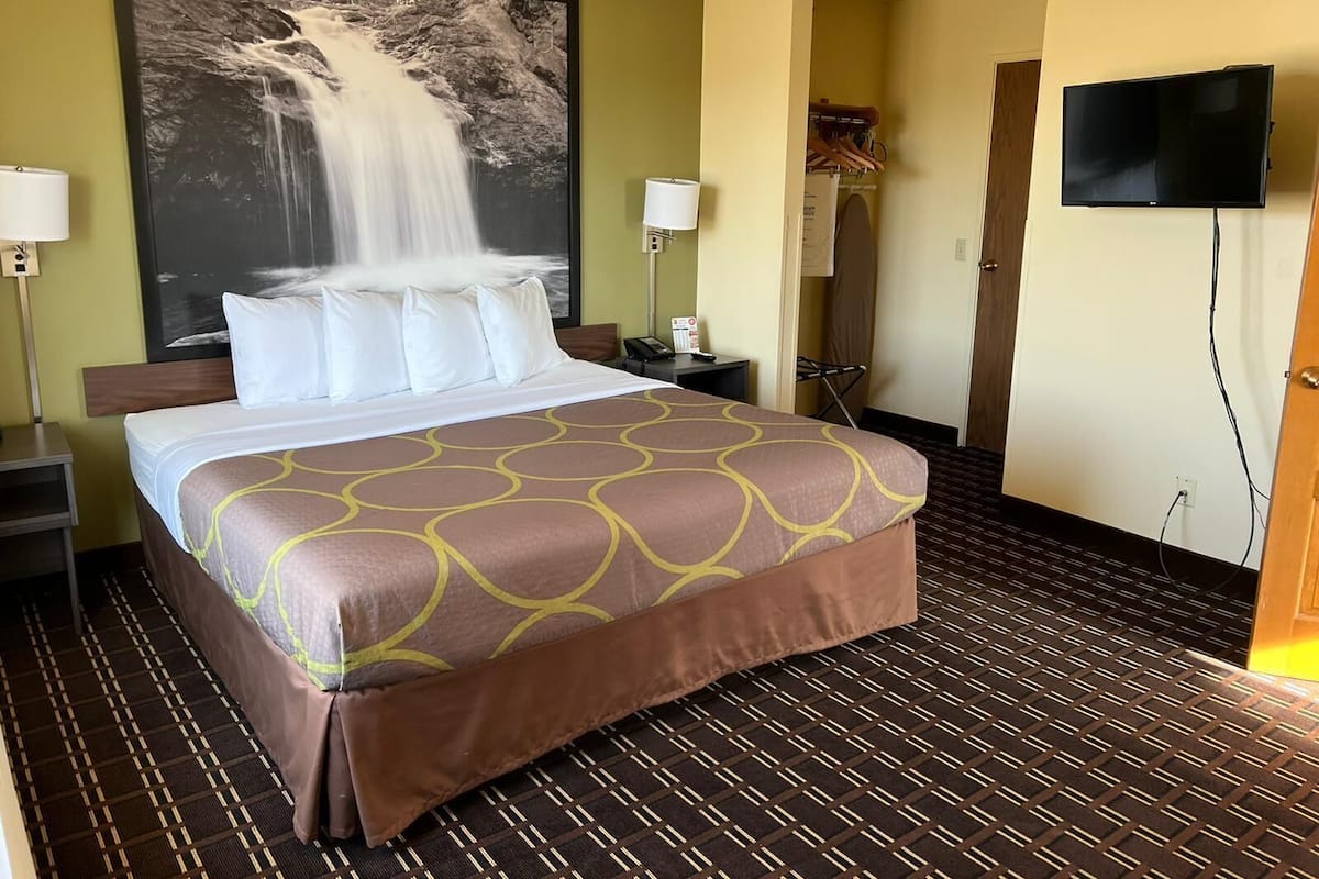 Iron/ironing board, free cribs/infant beds, free WiFi, bed sheets