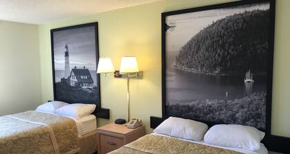 Super 8 by Wyndham Augusta