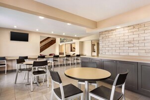 Desayuno para llevar incluido todos los días 