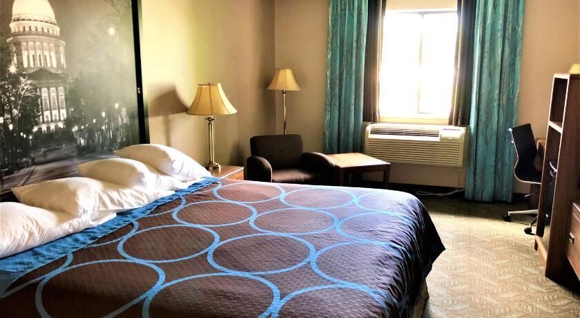 Hypo-allergenic bedding, in-room safe, individually decorated