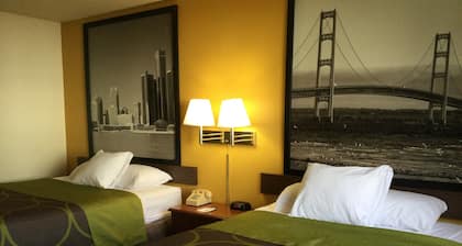 Super 8 by Wyndham Canton/Livonia Area