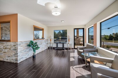 Americas Best Value Inn & Suites Harrisonville