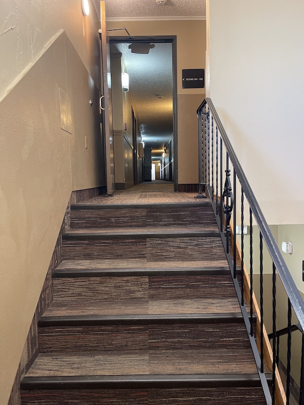 Lobby - Super 8 by Wyndham Bismarck (Bismarck)