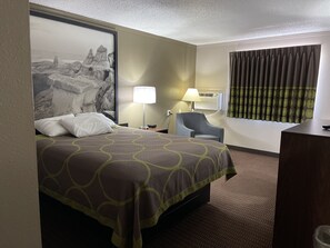 Standard Room, 1 Queen Bed