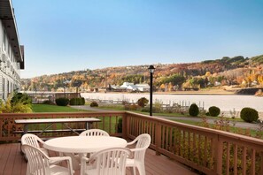 Exterior - Super 8 by Wyndham Houghton (Houghton)