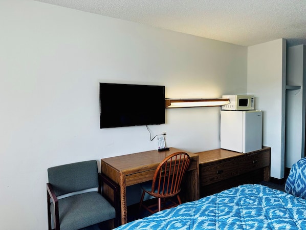 Room, 2 Queen Beds | 1 bedroom, desk, iron/ironing board, free WiFi