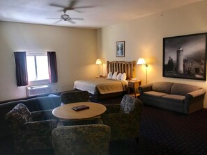 Suite, 2 Bedrooms, Non Smoking (Courtside)