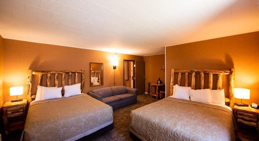 Desk, cots/infant beds, rollaway beds, free WiFi