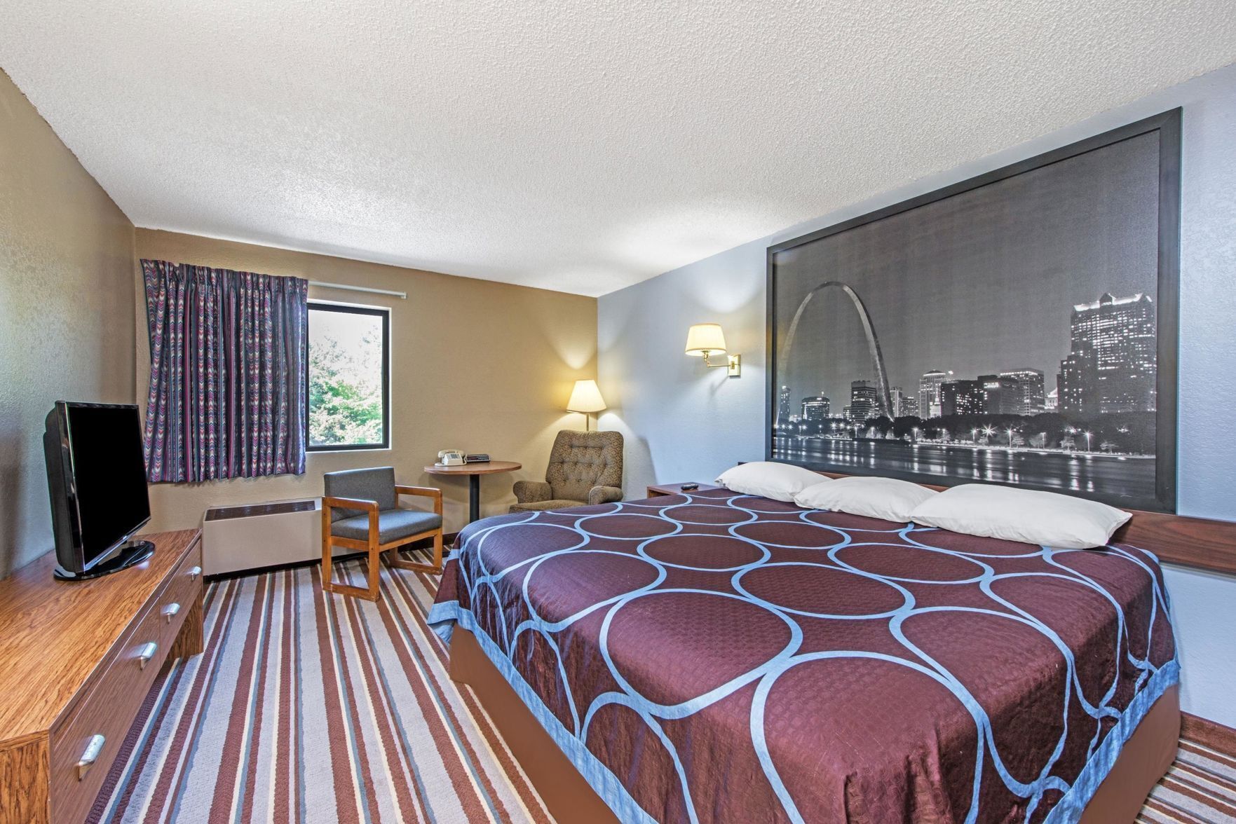 ستائر تعتيم ومكواة/لوح كي وأسرّة أطفال/رضّع (مجانًا) وأسرّة قابلة للطي