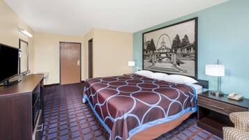 Habitación estándar, 1 cama King size | Escritorio, espacio para trabajar con laptop y cortinas blackout