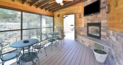 Super 8 by Wyndham Deadwood / Black Hills Area