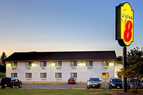 Super 8 by Wyndham Aberdeen North