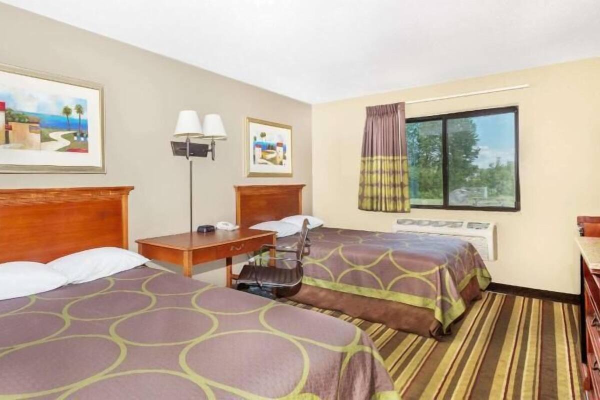 Memory foam beds, desk, free cribs/infant beds, rollaway beds