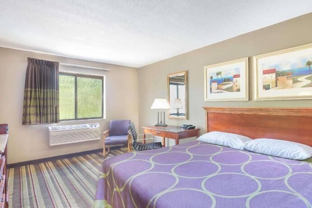 Memory foam beds, desk, free cribs/infant beds, rollaway beds