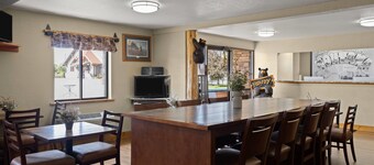 Super 8 by Wyndham Kalispell Glacier National Park