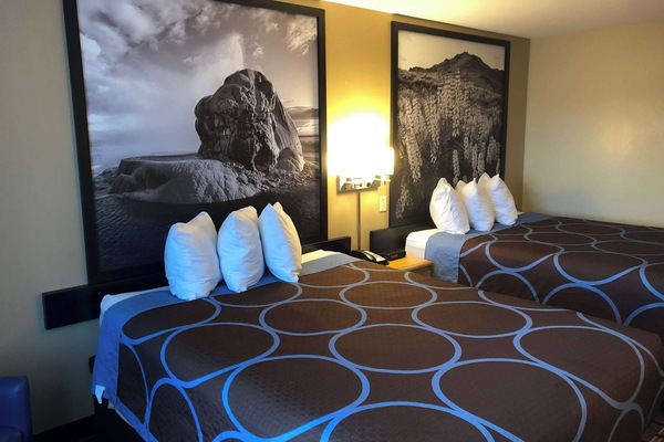 Standard Room, 2 Queen Beds | Desk, iron/ironing board, free WiFi, bed sheets