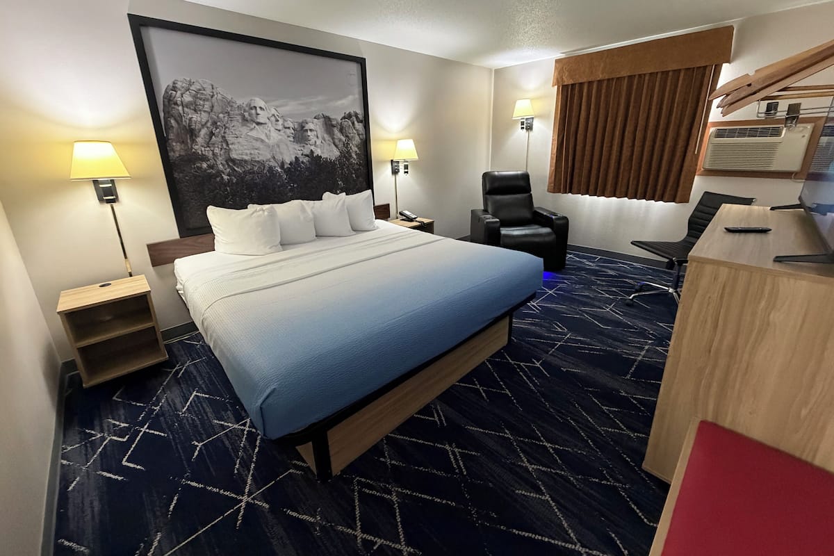 Schreibtisch, kostenloses WLAN, Bettwäsche