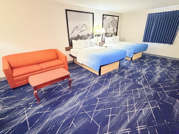 Family Suite, 2 Queen Beds, Non Smoking | Desk, free WiFi, bed sheets