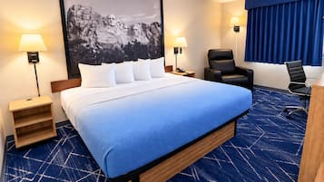 Escritorio, sistema de insonorización, wifi gratis y ropa de cama
