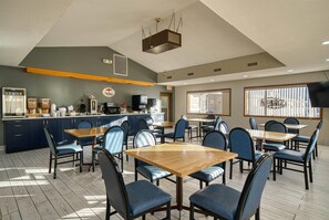 Free daily on-the-go breakfast 