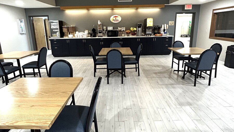 Super 8 by Wyndham Hot Springs