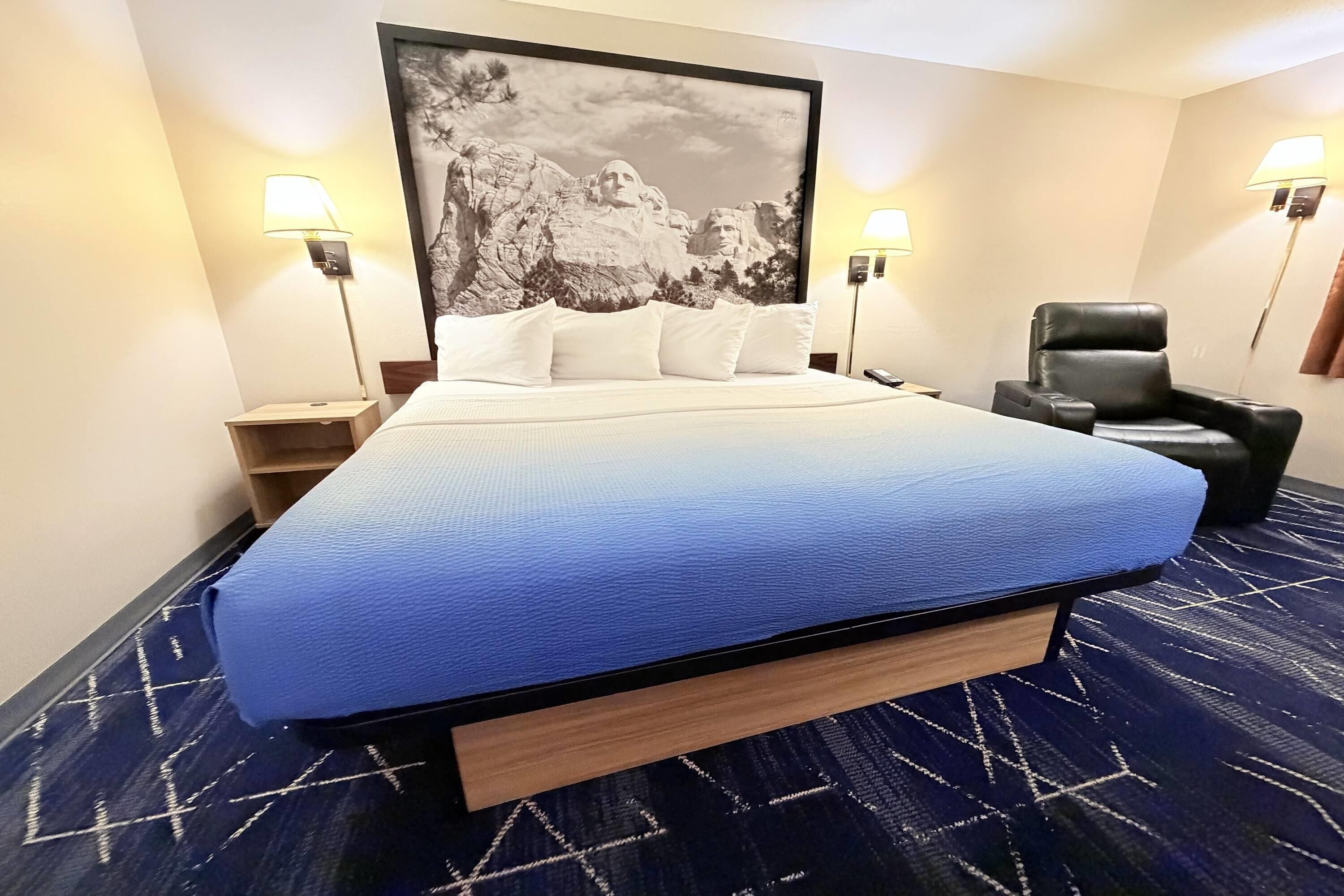 Desk, free WiFi, bed sheets