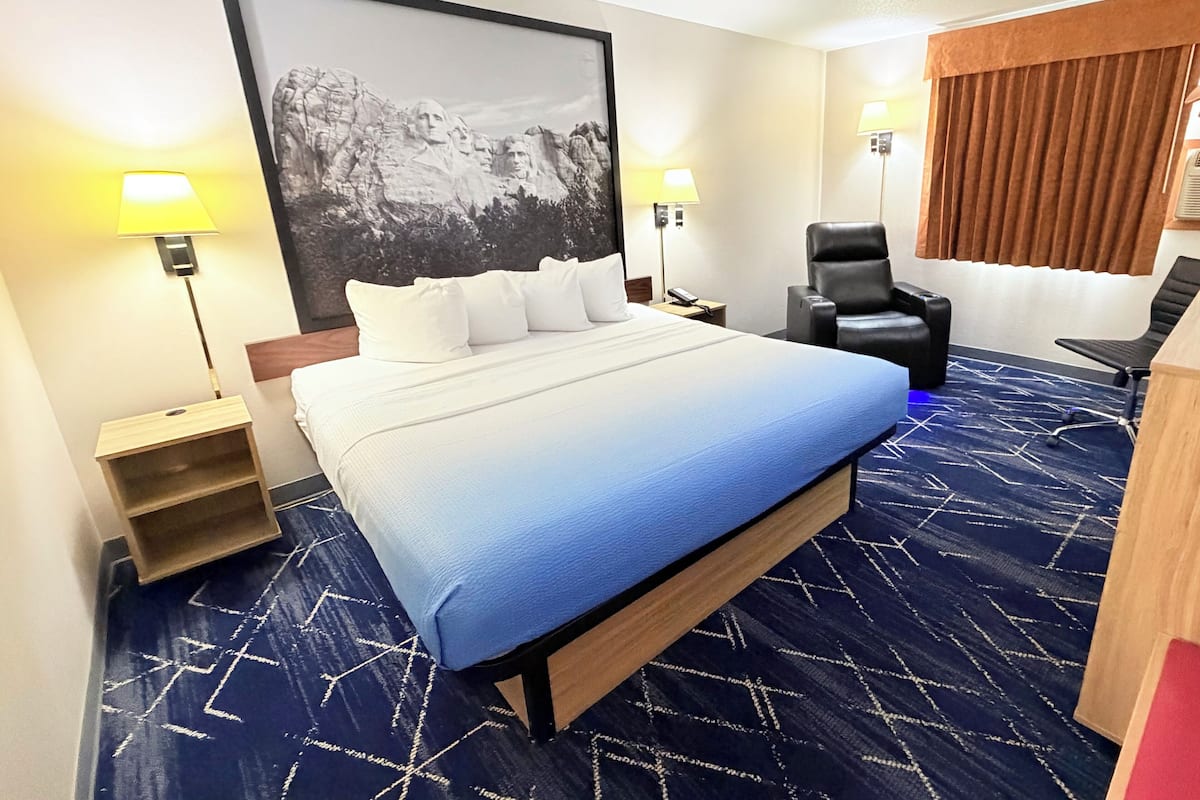 Bureau, Wi-Fi gratuit, draps fournis