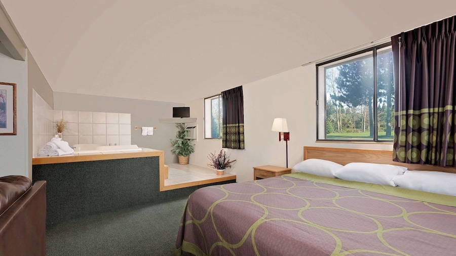 Super 8 by Wyndham Spearfish
