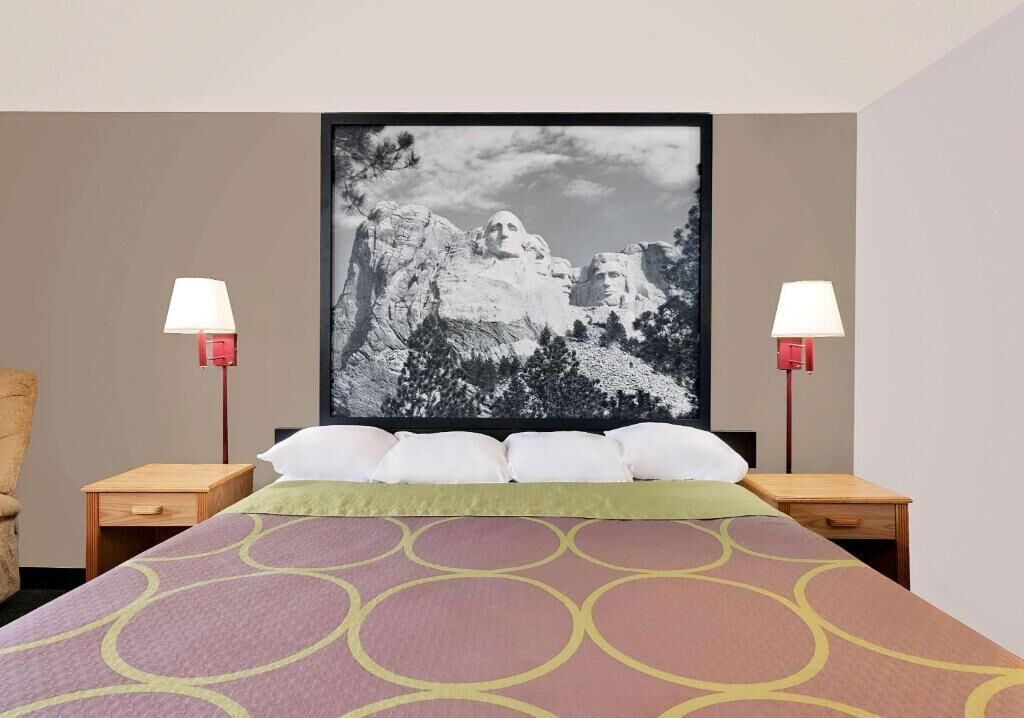 Desk, blackout curtains, free WiFi, bed sheets