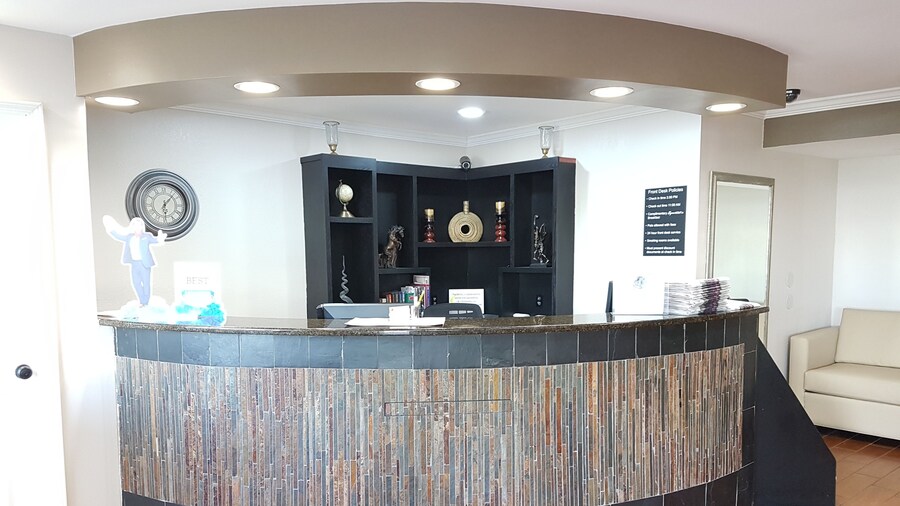 Super 8 by Wyndham Lexington/Hamburg Area